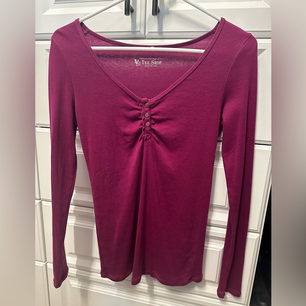 Like New! Burgundy Long Sleeve Top with Rouched Button Detail, Size S